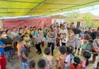 Pulihkan-Trauma-Anak-Pascagempa,-Polwan-Polres-Manggarai-Timur-Gelar-Trauma-Healing-di-Posko-Pengungsian