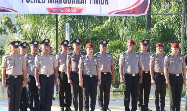Kapolres-Manggarai-Timur-Pimpin-Upacara-Korps-Raport-Kenaikan-Pangkat-17-Personel-Periode-1-Juli-Tahun-2026