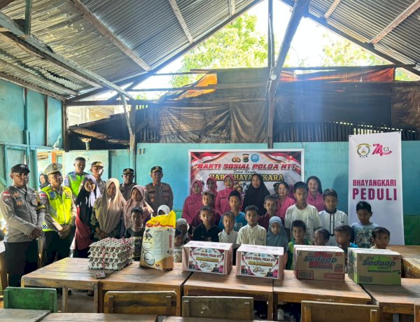Sambut HUT Bhayangkara Ke-80 Tahun 2026, Polres Manggarai Timur Salurkan Bantuan Sosial kepada Pondok Pesantren
